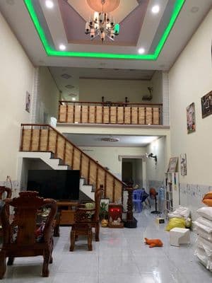 Bán nhà đường Tân Hiệp 01 gần chợ, công ty, KDC đông đúc