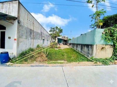 Đất Cạnh Chợ Việt Kiều xã Tân Thông Hội Giá 760 triệu/150m2 , sổ riêng