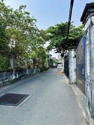 Nhà 2 tầng – 2,55 tỷ – 2pn – có pn tầng trệt