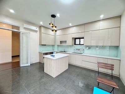 Bán 33,5m2 nhà 3 tầng Đông Dư Bát Tràng. Đường ô tô 16 chỗ vào nhà