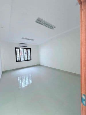 Cho thuê nhà 3 tầng Mặt Tiền đường Trần Thánh Tông gần Ngô Quyền