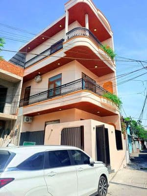 Nhà 3 tầng – 2 mặt tiền đường nhựa 5m – đối diện công viên