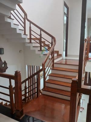 Cho thuê nhà 3 tầng đường hồ sĩ dương - 8tr/tháng