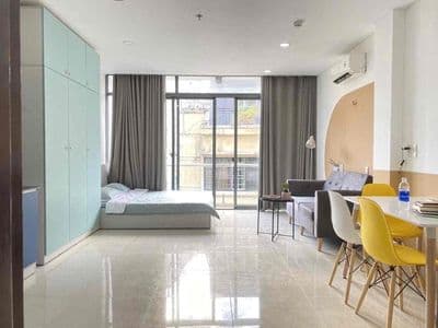 Cho thuê căn hộ dịch vụ full nội thất - cửa sổ trời gần vạn hạnh mall