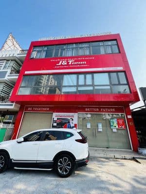Nhà 3 tầng ngang 10m5 trung tâm hòa khánh, liên chiểu
