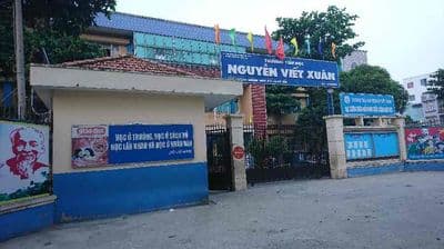 Đường xe hơi - Dương Quảng Hàm - 4 tầng lầu - Giáp Phạm Văn Đồng