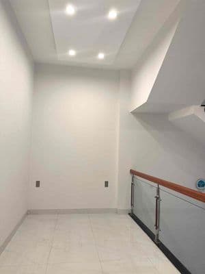 Cho thuê nhà MT Lê Sỹ Hoà Xuân 4pn giá 25 triệu