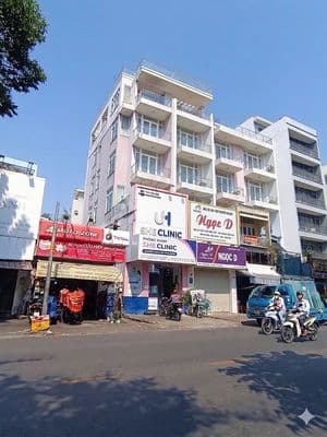CÓ THANG MÁY - Nhà MT Thành Thái, Quận 10 - DT 4,5x15m, GIÁ RẺ 4x