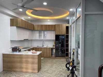 Cho thuê nhà 3pn 4wc giá 18tr hẻm xe hơi