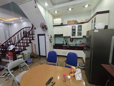 nhà ngõ 68 trung kính 65m x4T ô tô đỗ cửa