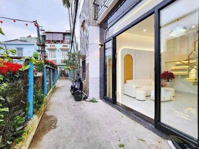 147 cho thuê nhà 2 tầng full nội thất kiệt phạm văn nghị