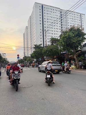 Gấp! chỉ 2.x tỷ có ngay ch phan văn hớn 70m2-3pn -cho thuê 10tr/tháng