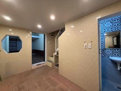 Cho thuê nhà Nguyên căn 52 phố Hàng Bún 25m2 3 tầng giá rẻ