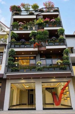 cần cho thuê nhà nguyên căn 8 phòng ngủ làm văn phòng,spa,kinh doanh
