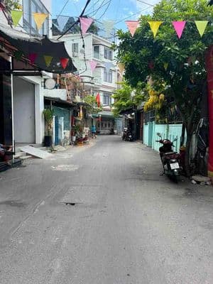 Cho thuê nhà 3 tầng kiệt oto 356 Hoàng Diệu| 3 P/ngủ;3 wc.