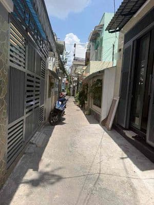 Bán nhà lô mới đẹp sát hẻm xe hơi Hưng Phú Q8