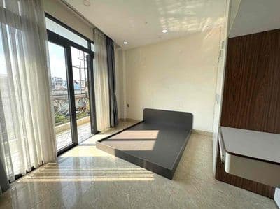 Cho Thuê Căn Hộ Studio Ban Công Thang Máy