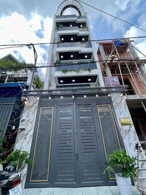 Siêu Phẩm Đúc 6 Tầng Có Thang Máy Mặt Tiền Trung Mỹ Tây 01 Quận 12