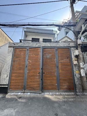 Giá tốt - Nhà 2 tầng hẻm oto đường Tô Ngọc Vân chủ ngộp bank