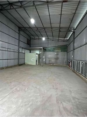 Kho xưởng 8x16, xe tải vi vu. làm kho hàng + sản xuất