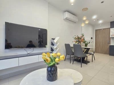 Bán nhanh căn hộ 2N1VS dt 55m giá 3.2 tỷ tại Vinhomes Smart City