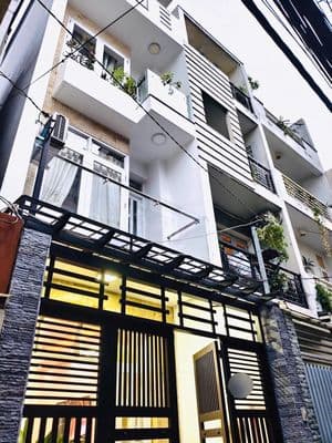 Một trục Võ Văn Ngân chợ Thủ Đức 4 tầng hoàn công 120m2 sàn 4.55 tỷ TL