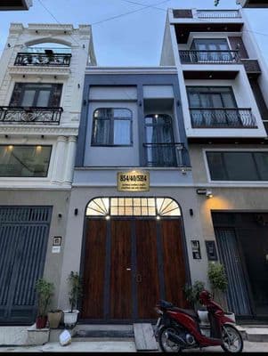 Nhà mới xây full nội thất