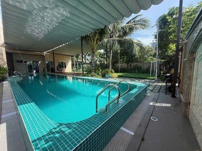 Cho thuê villa 800m2 mặt tiền hoàng sa, view biển