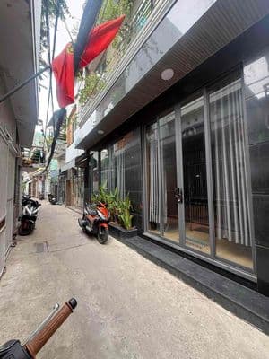 Nhà 2 tầng kiệt gần 3m trần cao vân 61m2