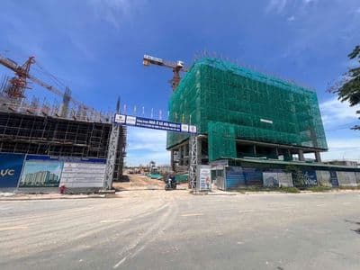 Bán căn hộ 2pn-B1-0301 , view công viên và view biển Bình Sơn - NC