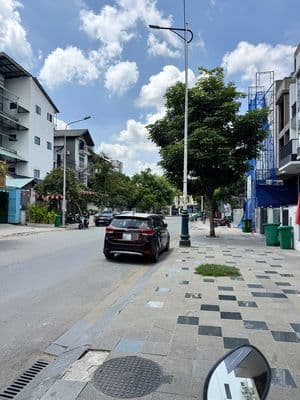 Nhà phố Sài Gòn Mystery Villa - Mt Lê Hữu Kiều