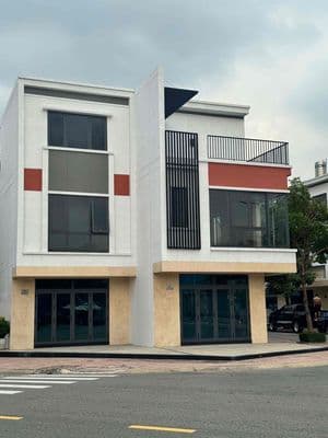 Chính Chủ Cần Tiền Bán Gấp Nhà Thương Lượng