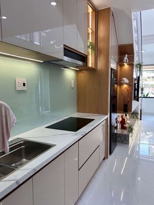 Nhà Mới : Ngay trung Tâm, Gần Chợ Mới Hoàng Diệu giá chỉ nhỉnh 4 tỷ