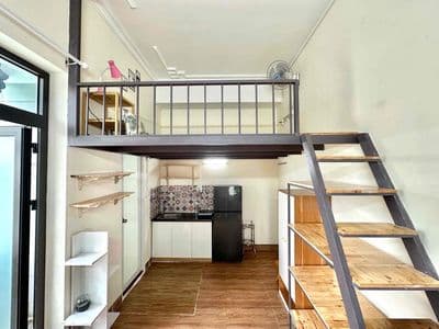 Duplex ngay cổng sau đại học văn lang full nội thất