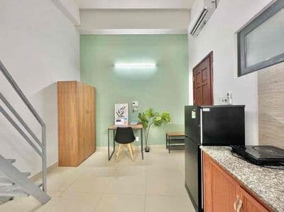 Duplex cửa sổ trời 35m2, sát bên UFM, TDTU, NTTU