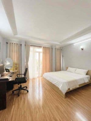 Cô chuyển về ở với các con nhờ bán nhà 4tầng 5x14.6m Oto
