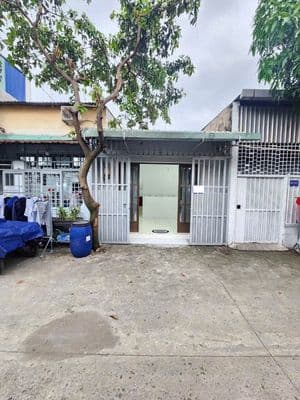 Nhà cấp 4 giá Rẻ - 2 phòng ngủ gần ngã tư Chiêu Liêu, Dĩ An