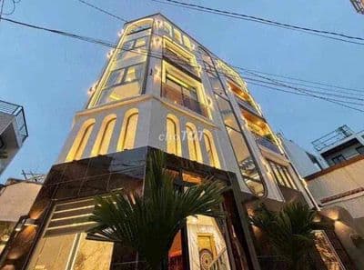 cho thuê nhà góc 2 mặt tiền có thang máy full mới phạm van chiêu p9