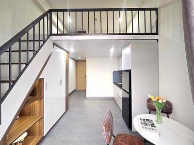 Duplex ban công full nội thất- Ngay Đại học công thương