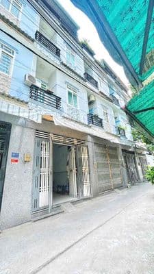 Cho thuê NC 4PN,3WC,1PK, 1 Bếp - P15, Q.8 (P.Phú Định)