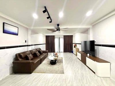 Quận 7 mình cần bán nhà 2tầng 4x14.5 Shr sang tên ngay gần siêu thị GO