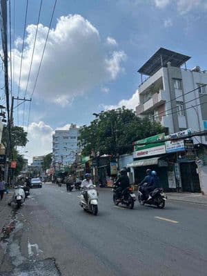 Giảm gần 1 Tỷ HXH sát mặt tiền căn hộ cao cấp khu nhà đồng bộ