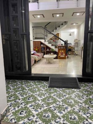 Bán nhà đang ở sổ hồng đầy đủ