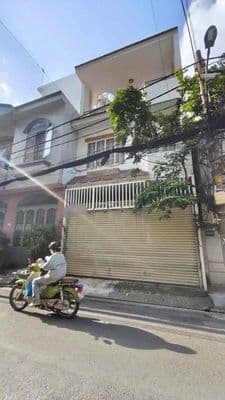 Cho thuê nhà ngang 5,2m mới đẹp hẻm xe tải cộng hoà -trần văn dư