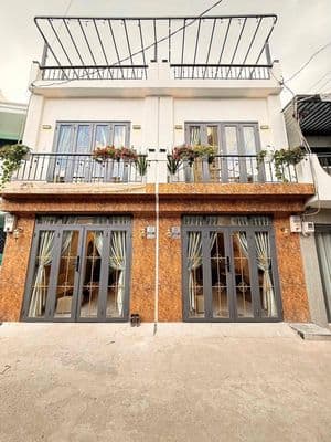 Cho thuê nhà nguyên căn siêu xinh 3pn 3wc 1pk