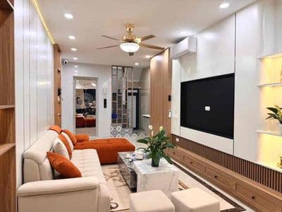 Gấp Bán Nhà Minh Khai Sổ 27m -5 tầng Giá 3,9 Tỷ ( Không Quy Hoạch)