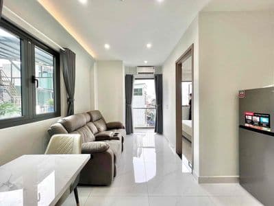 Căn hộ cao cấp – ban công, tách bếp ngay nguyễn hữu cảnh
