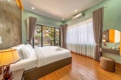 Cho thuê villa 5pn - khu nam việt á - có hồ bơi