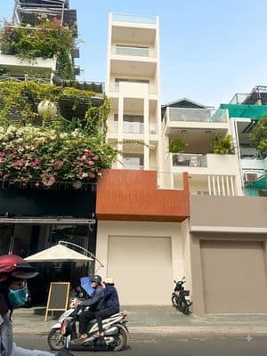 NHÀ ĐẸP RỘNG SẠCH - 337D Lê Văn Sỹ, P1, Tân Bình- 5x18m, 5 Tầng, 450m2