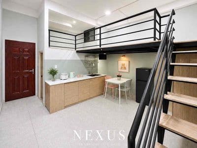 Độc quyền / phòng gác rộng 35m2 - gác đứng ngay học viện hàng không